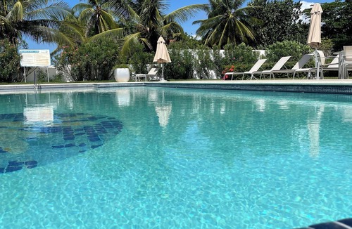 Quisqueya Apartment | PLAYA CORAL Cozy 2-bedroom apartment in charming Playa Juan Dolio with WiFi, AC