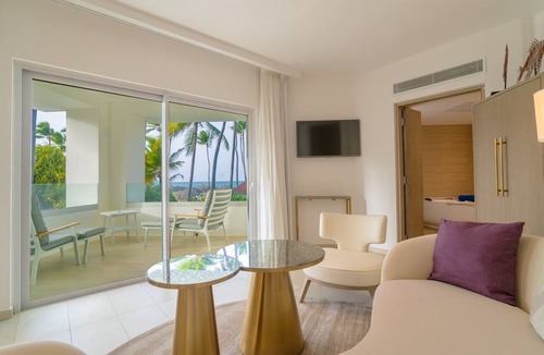 Bavaro Hotel | Premium Beachfront Getaway | Indulge in Ultimate All-Inclusive Bliss