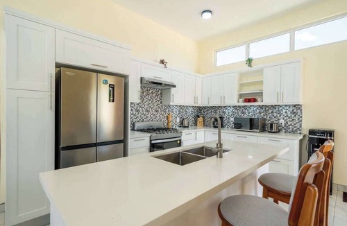 La Mulata House | Private Tropical Retreat Pool Villa