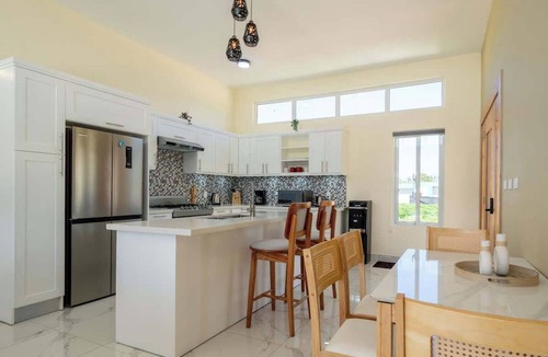 La Mulata House | Private Tropical Retreat Pool Villa