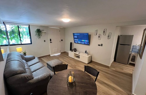 Lope De Vega Apartment | Puchita 5D