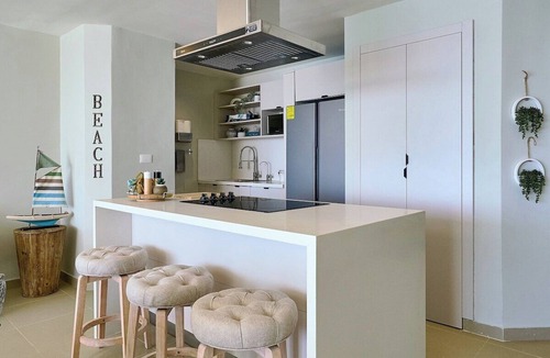 Villas Del Mar Apartment | ®{Marbella~LUX~Essence} Beachfront+Pool+11thFloor