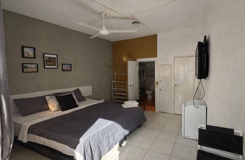 Zona Colonial House | Room-balcony Street View Bedroom Zona Co