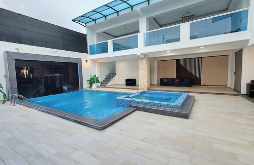 La Caleta House | SD 10BR Welcome Party Villa II - Pool, Jacuzzi + Airport Nearby + Free Bonus