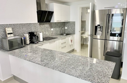 Villas Del Mar Condo | Sky Ocean View for 5p Gym and Pool BBQ