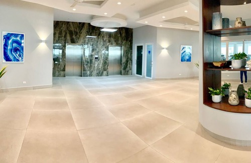 Villas Del Mar Condo | Sky Ocean View for 5p Gym and Pool BBQ