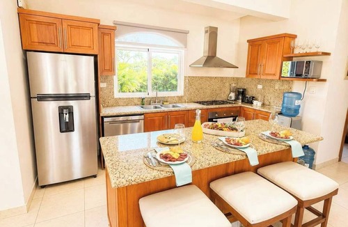Playa Chiquita Villa | Sleeps up to 14 | 4 King Suites & Private Pool