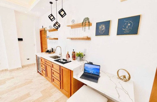 Playa Chiquita Villa | Sleeps up to 40 |8BR, Mini Golf & Largest Pool SOV