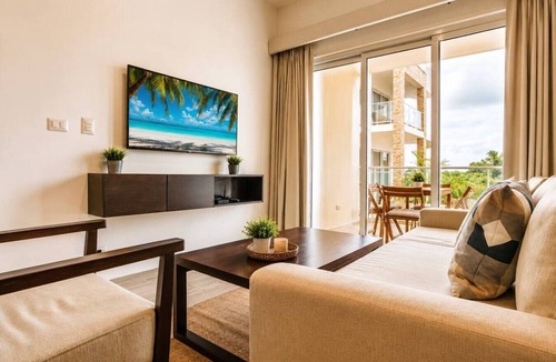 Bavaro Apartment | Spacious 2BR Cana Pearl Condo, King Bed, Pool & Golf Views