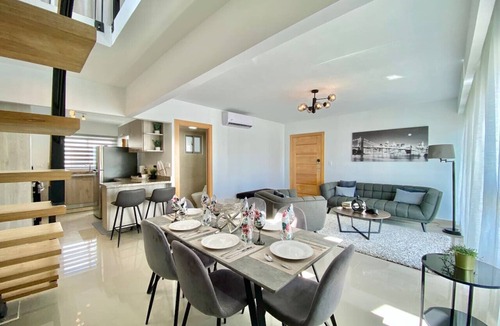 Santo Domingo Condo | Spacious 3 Bdrm Condo, 2nd Floor Family Area, Full AC, King Bed, Wi-Fi