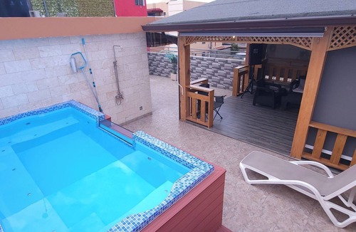 Santo Domingo Este House | Spacious 4-bedroom house in awesome Santo Domingo Este with WiFi, AC
