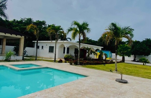 Las Terrenas House | Spacious 4BR Retreat in El Limón Mins to Waterfall & AC