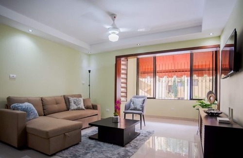 Bella Vista Apartment | Spacious apartment in exclusive area with parking.