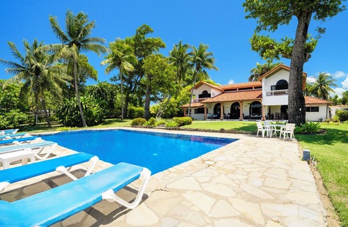 Playa Chiquita House | Spacious Oceanfront Villa with Pool · 24/7 Security & Daily Housekeeping