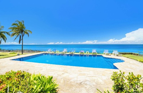 Playa Chiquita House | Spacious Oceanfront Villa with Pool · 24/7 Security & Daily Housekeeping