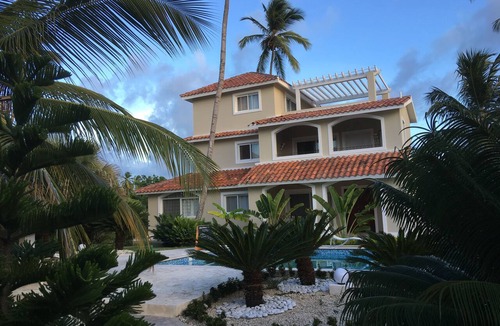 Bavaro Villa | Special Fees: Beautiful Villa with Pool