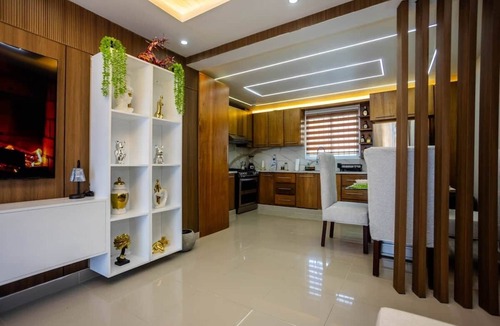 Santiago de los Caballeros Apartment | Stylish Luxury Balcony Fast WiFi Parking