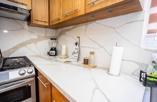 Santiago de los Caballeros Apartment | Stylish Luxury Balcony Fast WiFi Parking