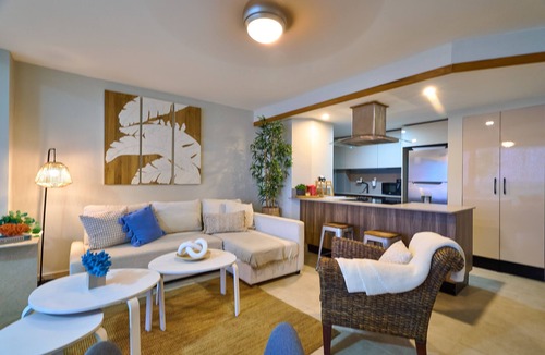 Villas Del Mar Apartment | ®{Sunset~Glow~Retreat}@Marbella +Beachfront+Pool