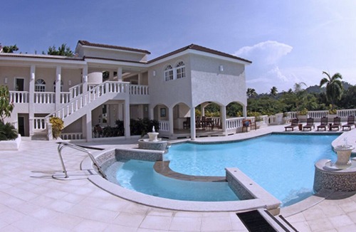 Los Brazos Villa | Superb Spanish style 4 bedroom villa puerto plata