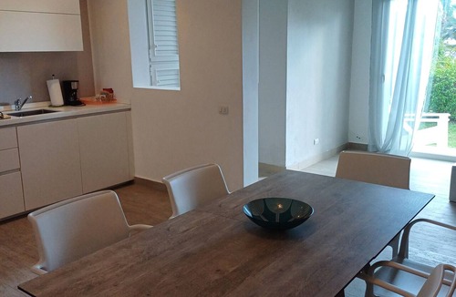 Dominicus House | Tracadero Marina 39 Apt, 1 Bdr.