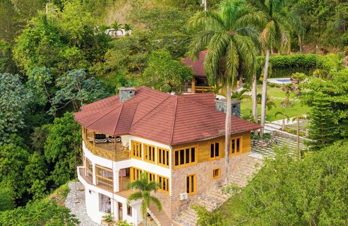 Jarabacoa House | Villa Eliana · Mountaintop Views · Infinity Pool