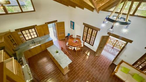 Jarabacoa Villa | Villa Frente Al Rio Villa by the River