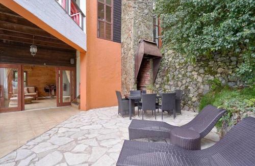 Jarabacoa Villa | Villa ines-4X4only-Jarabacoa-View-Jacuzzi-5BR