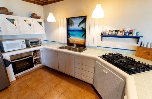 Samana Villa | Villa Punta Coral boasts an exceptional location right on the beach