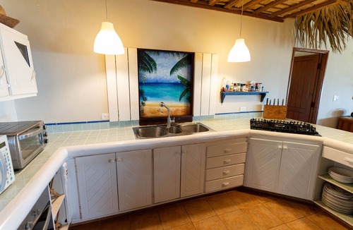 Samana Villa | Villa Punta Coral boasts an exceptional location right on the beach