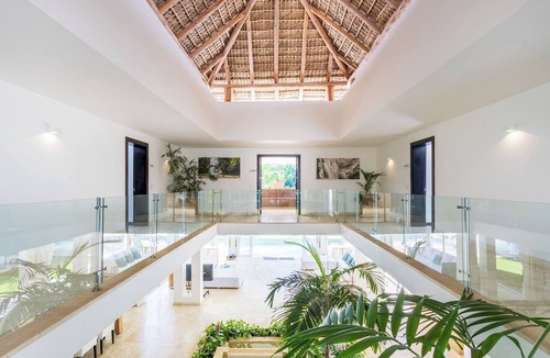 Bavaro Villa | Villa Waterfall - 6BR Luxury Retreat in Cocotal Golf & Country Club