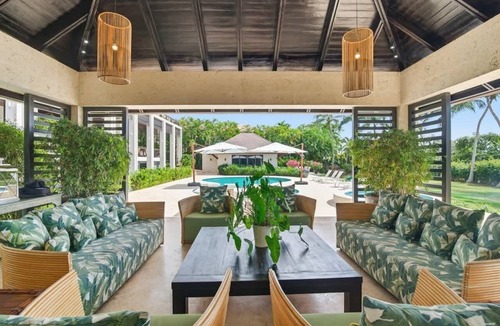 Casa de Campo House | Vista Alegre — Spacious Elegance Redefined