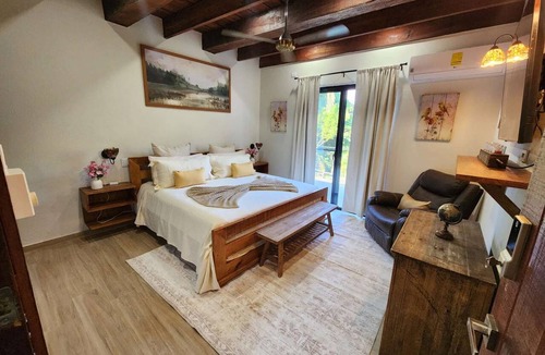 La Vega Province House | Whole Villa — 6 suites, private pool, sleeps 16