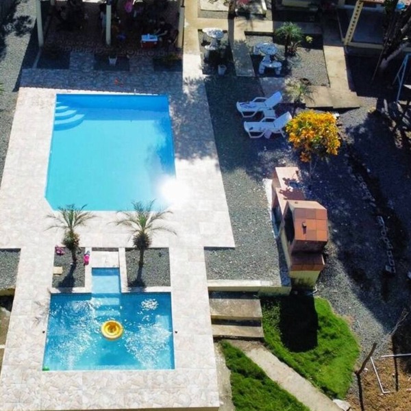 Charming 4-bedroom house with AC and WiFi rio Piscina inpMonseñor Nouel