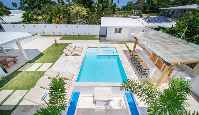 14 BR Getaway 2 mins from Sosua action!