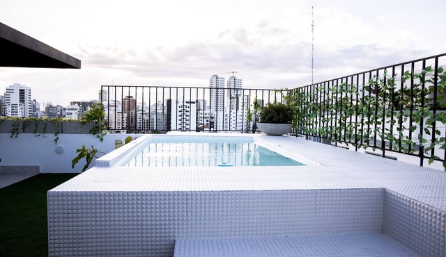 604 - Suite King Bed Downtown SDQ