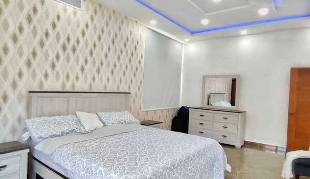 A great villa for a weekend getaway! Close to a supermarket, the beach, and restaurants in San Pedro de Macoris