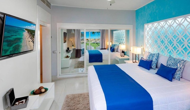 All inclusive mini suite, jetted tub and balcony at Grand Sirenis in Punta Cana