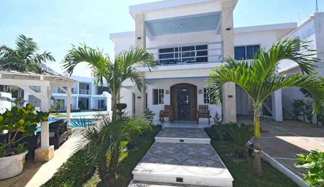 Amazing 12BR villa with 4 master rooms in Sosúa