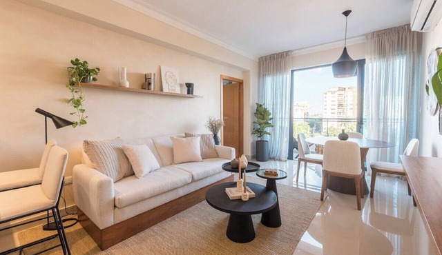 Apto 6F Torre LDM · Ana's Modern 1 BR Naco in Santo Domingo