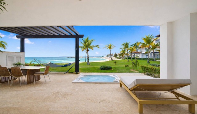 Beachfront Luxury, Cap Cana Marina, Punta Cana in Punta Cana