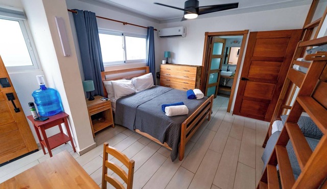 Beachfront Studio at Kite Beach | Walk-Out Access | Sleeps 4 | Fast WiFi