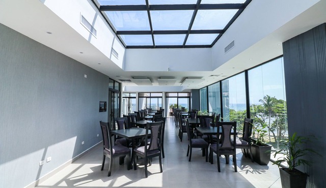Breakfast inclued.sea view. 28% off in the restaurant and bar in puerto plata