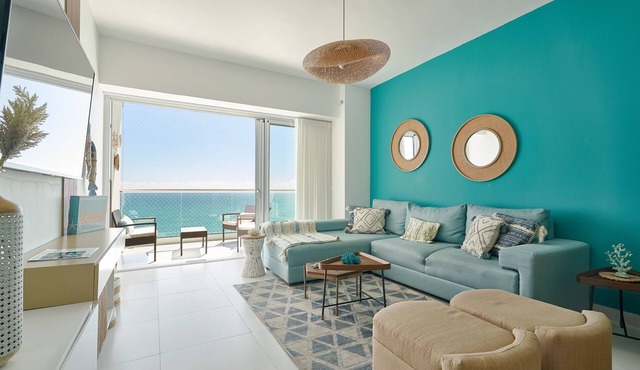Caribbean Breeze beachfront apartment in Juan Dolio