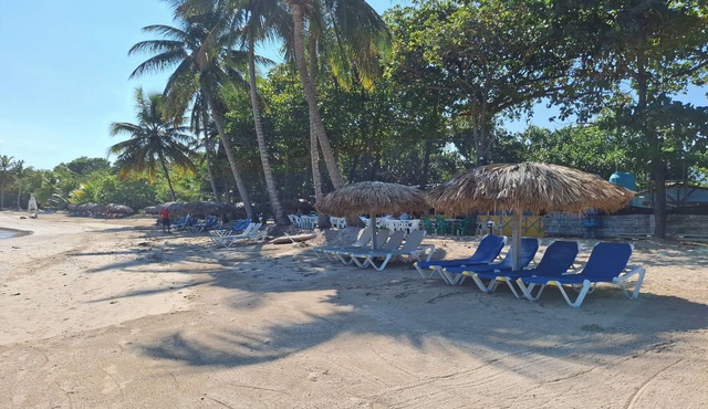 Costambar Beachfront Stay with Pool in San Felipe de Puerto Plata