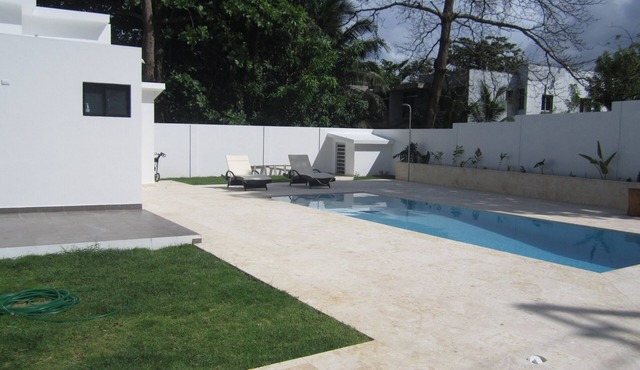 COSTAMBAR BEACHFRONT PRIVATE HOME LAST MINUTE $75 INVERTER BACKUP