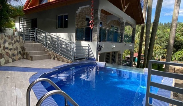 Cozzy Villa in Jarabacoa, River Nearby Free Coffee, free Wi-fi, in Las Guázaras