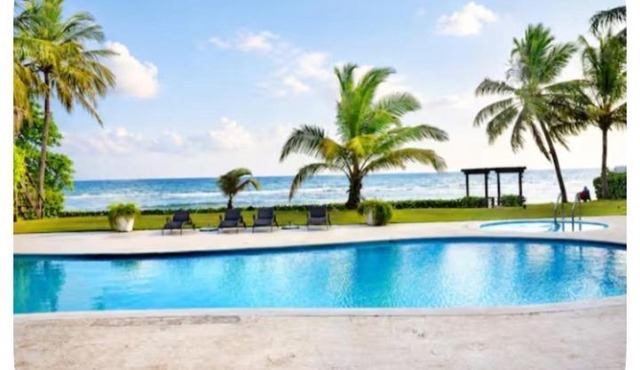 Frente Al Hermoso Mar Caribe, Playa Juan Dolio, RD - Playa, Piscina, Vistas Expectaculares, Atardeceres De Ensueño - Ideal Para Disfrutar De Estancias Memorables Con La Familia Y Amigos - Opción De Early Check-in Ór Late Check-Out Gratis in La Puntica de Juan Dolio