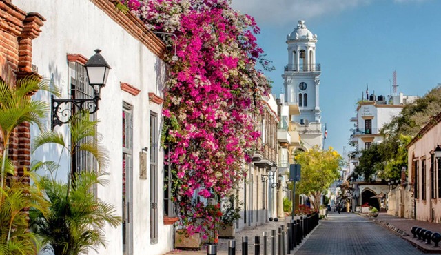 Historic home with private terrace & jacuzzi in Santo Domingo