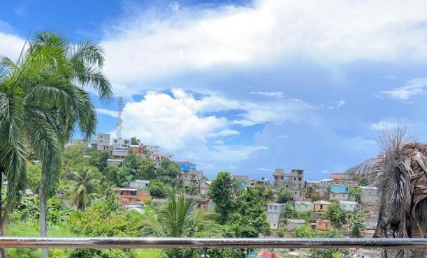 La Familia Apartamento Entero de 3 habitaciones con su baño en Samaná